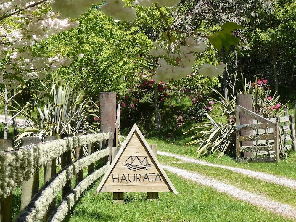 Haurata - High Country Retreat - Hostel