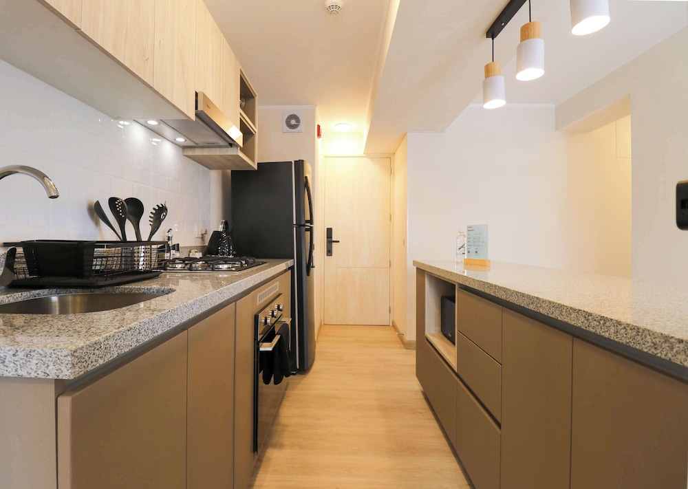 w Dazzling 2BR w Balcony in Miraflores