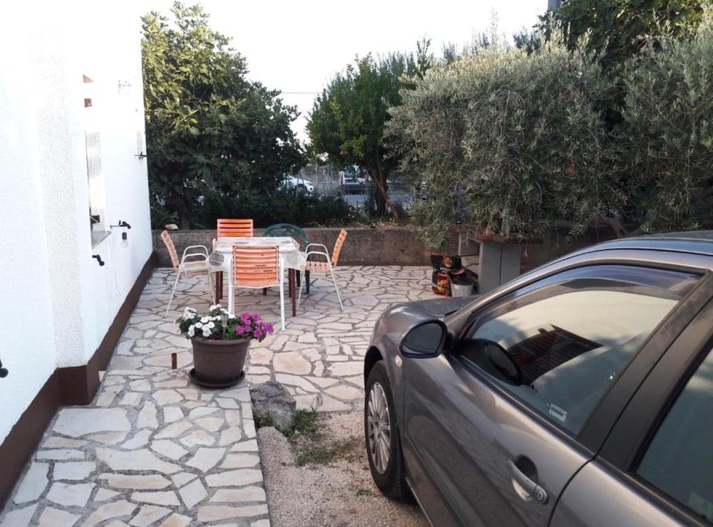 Charming Apartments Dokoza Drage