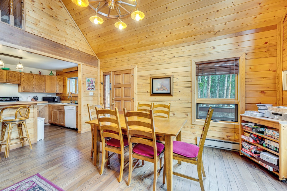 4 Mi to Rmnp: Allenspark Cabin w/ Wraparound Deck!
