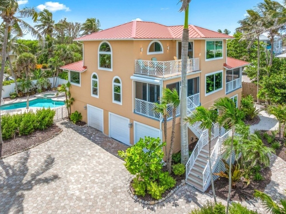 Paradise Found 4 Bedroom Home
