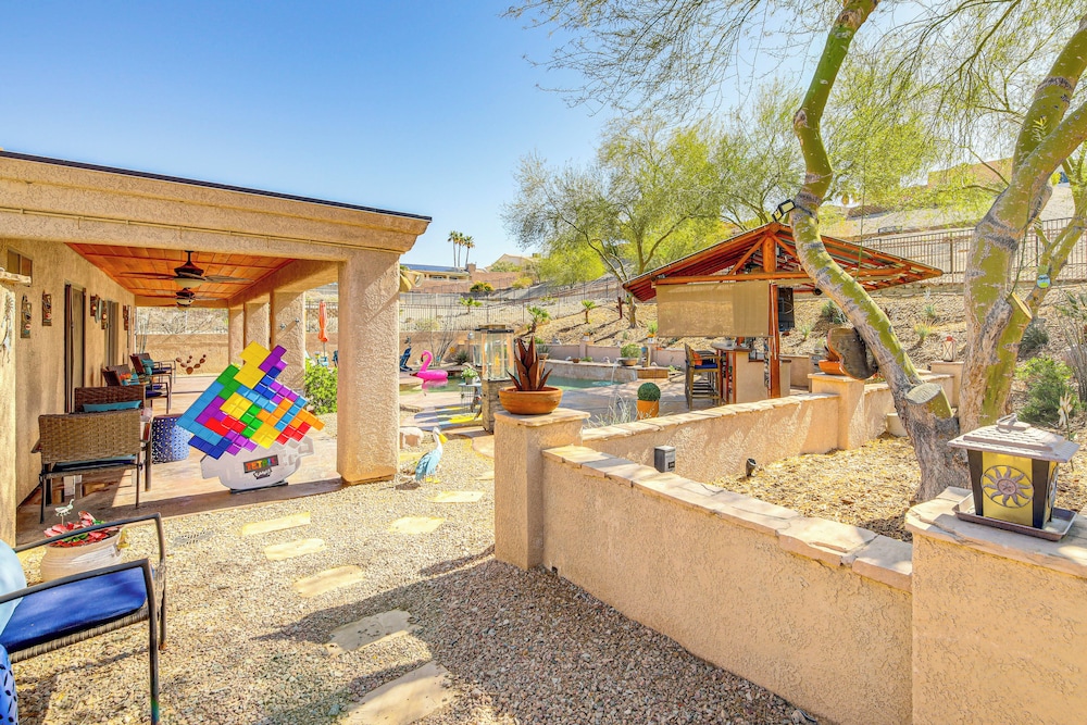 2 Mi to Lake Havasu: Poolside Paradise!