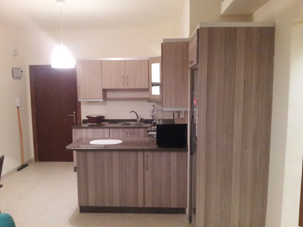 Cozy Dair Ghbar Apartments