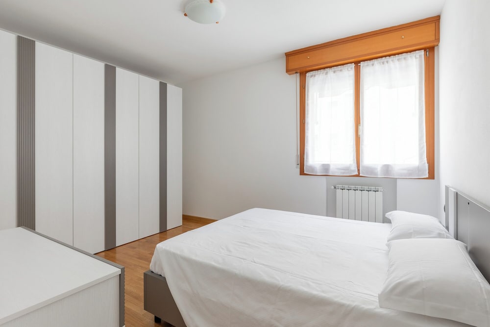 Bologna Modern Apartment by Wonderful Italy