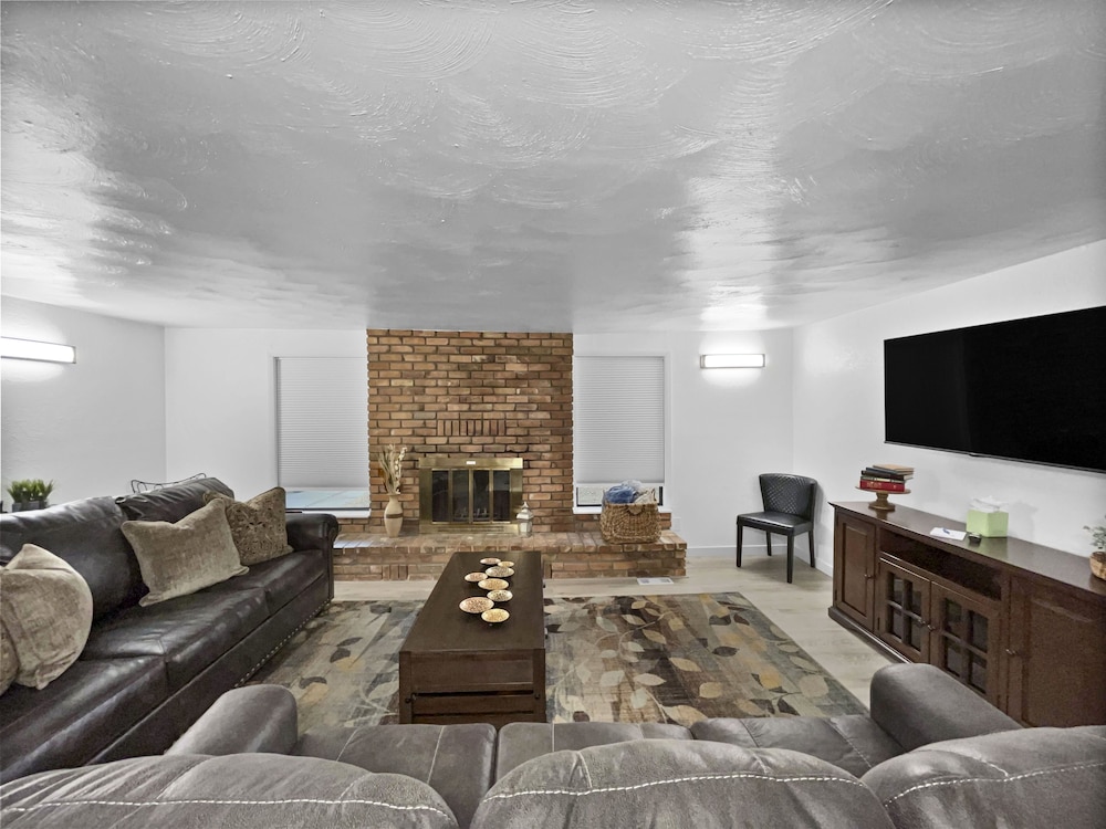 Sparn Mountain Hideaway 3 Bedroom Home