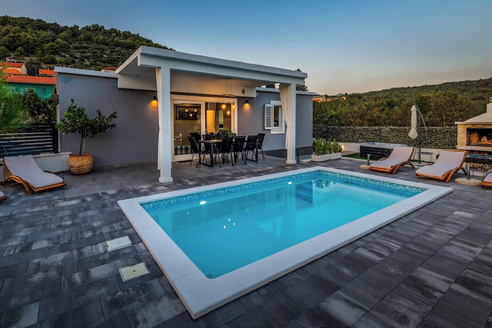 Villa Tranquil Rest