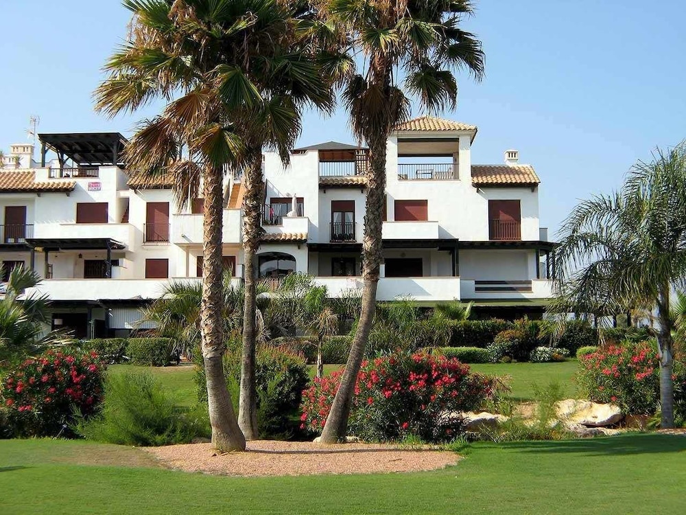 VenAVera E21B - 1 Bedroom/1Bath Beachfront WIFI