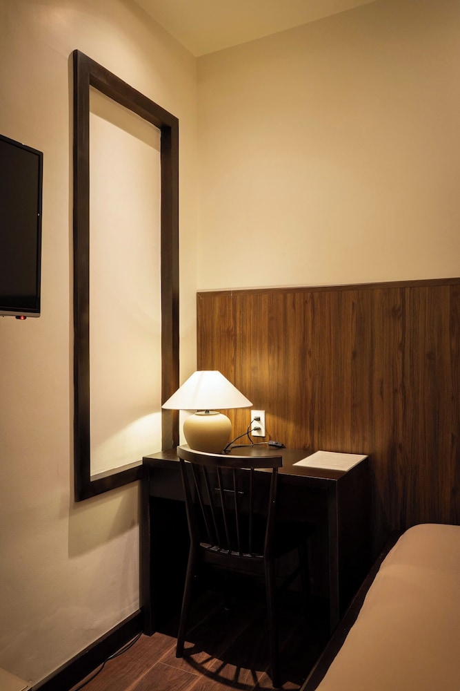 Pha Boutique House