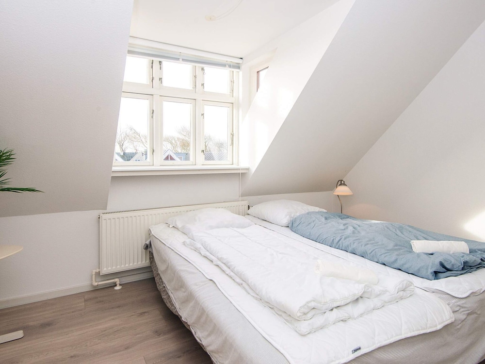 Holiday Apartment Near Town Square