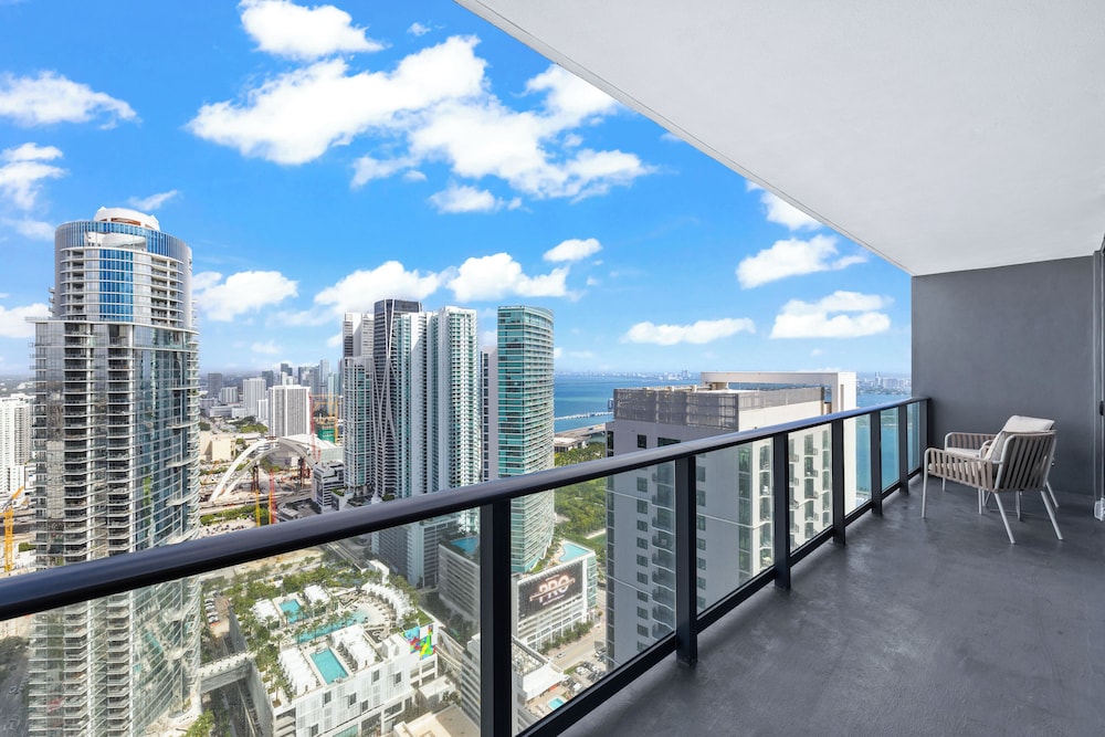 Luxury Condos in Downtown Miami