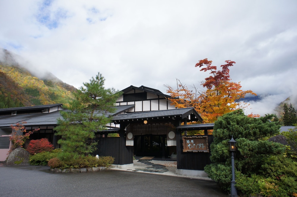 KAKUREAN HIDAJI - Adults Only