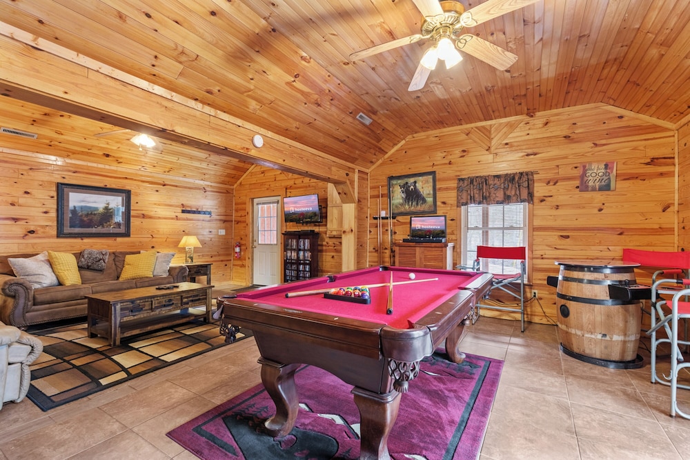 Hickory Hollow Hideaway