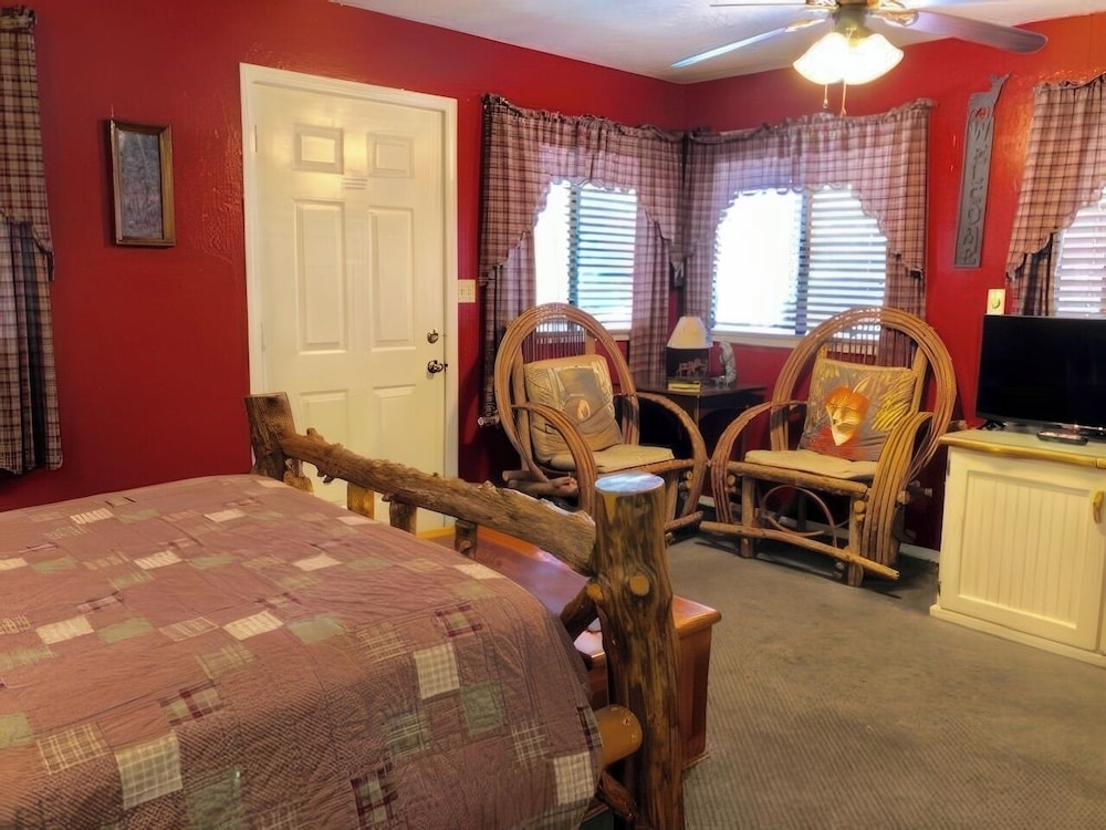 Eagle's Nest Lodge