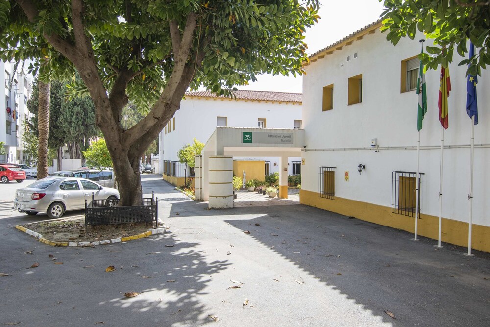 Marbella Inturjoven Youth Hostel view 5