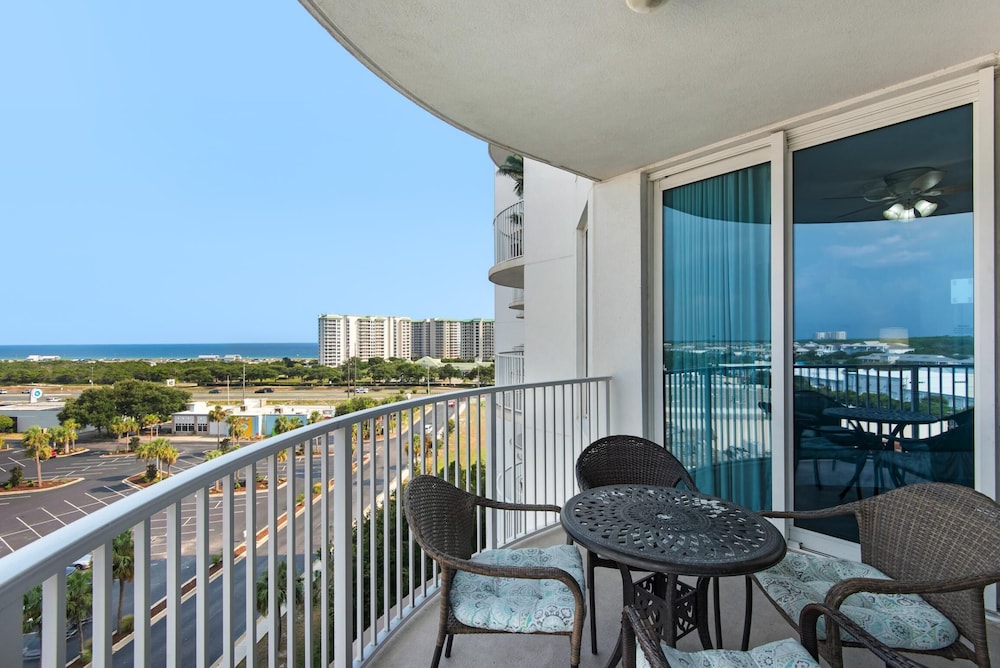 Palms Resort #1808 Jr 2BR