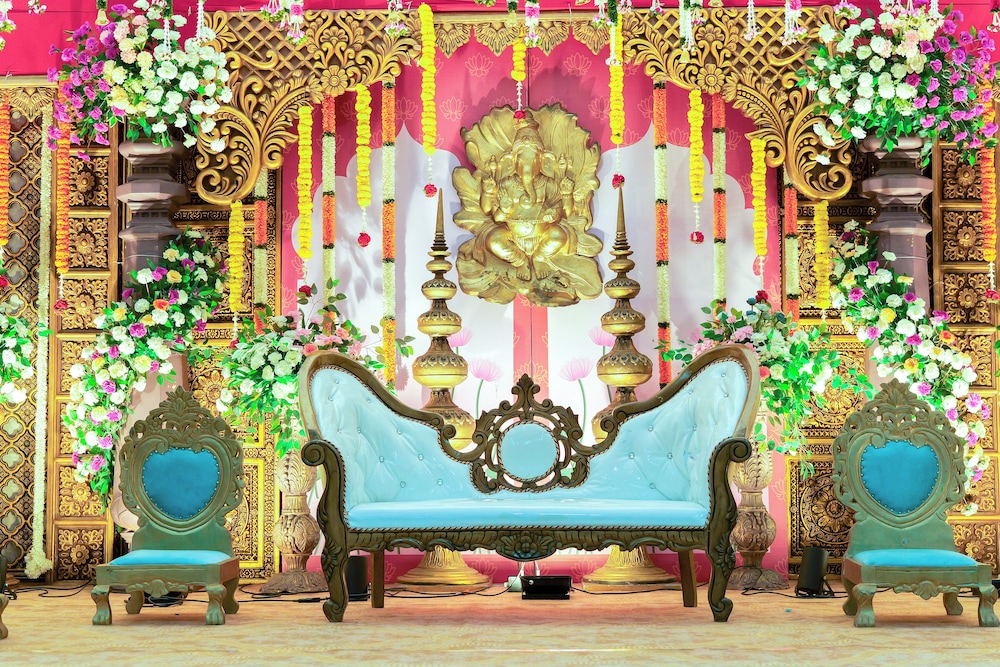Shambhavi Hotel & Convention Centre