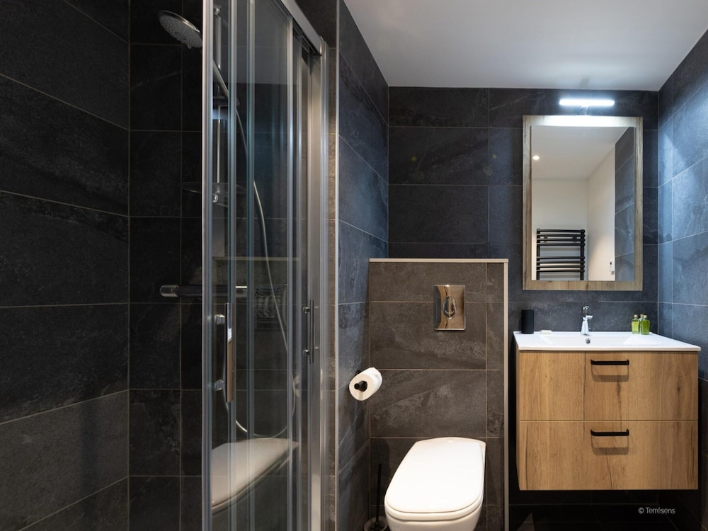 Chalet in Chantemerle With Family Amenities