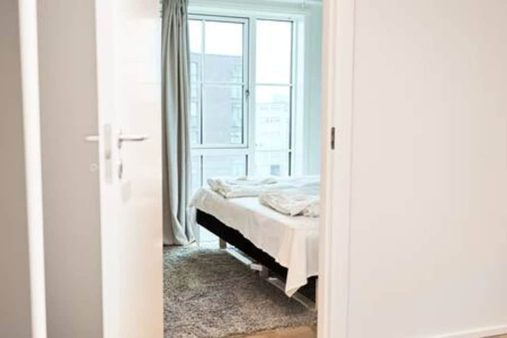 Luxury 3br Doublex - Water View