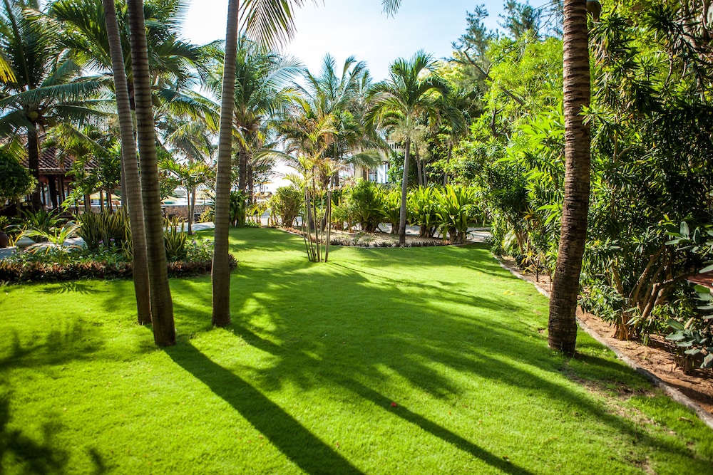 Allezboo Beach Resort & Spa