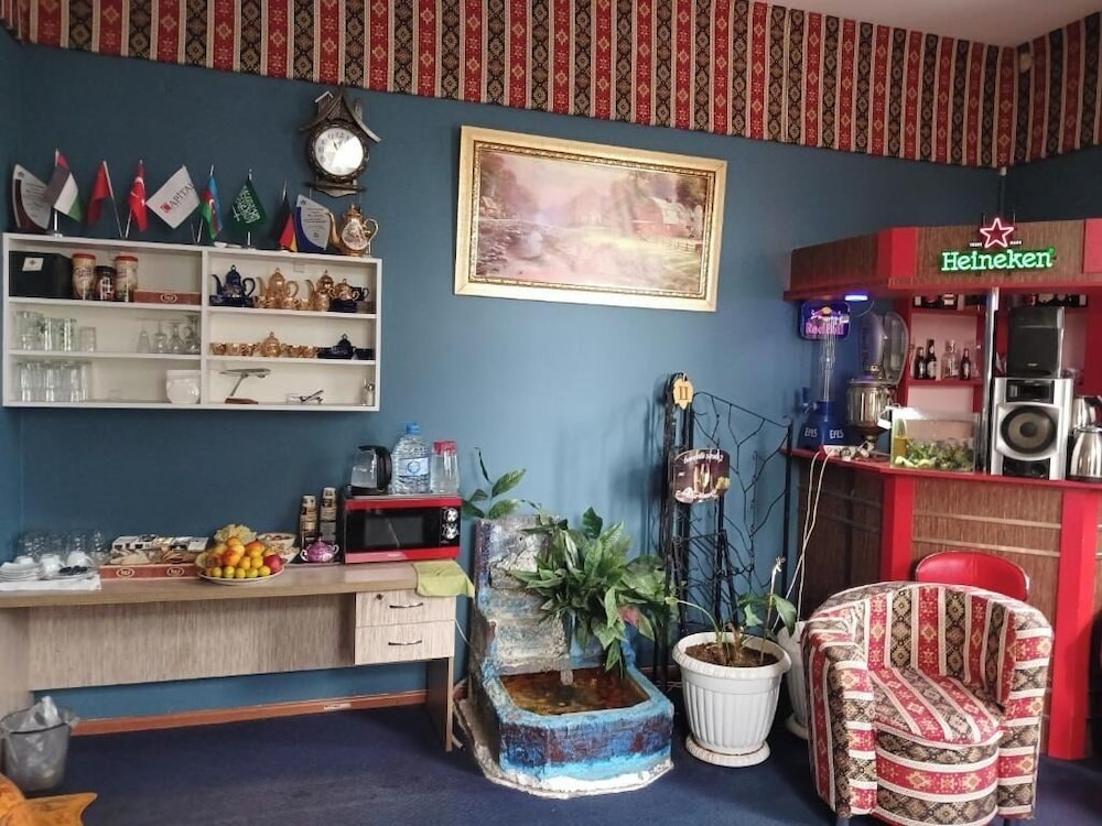 Cth-Baku-Hostel