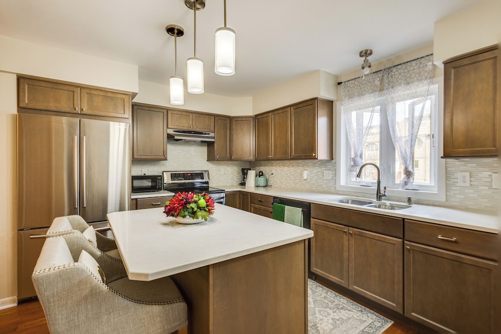 Wilmington Vacation Rental < 2 Mi to Downtown!