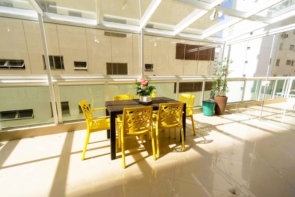 Apto pet Friendly c Churrasqueira a 100m da Praia