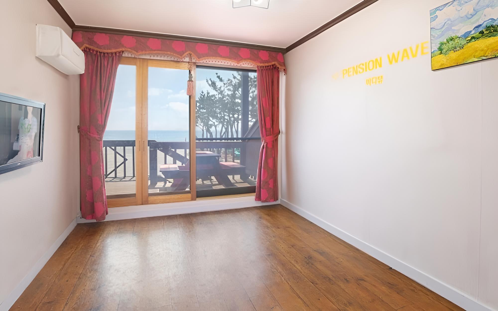 Taean Pension Wave view 4