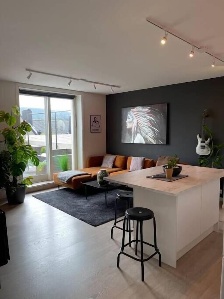 Beautiful Fjord View, High Standard, Fully Equipped