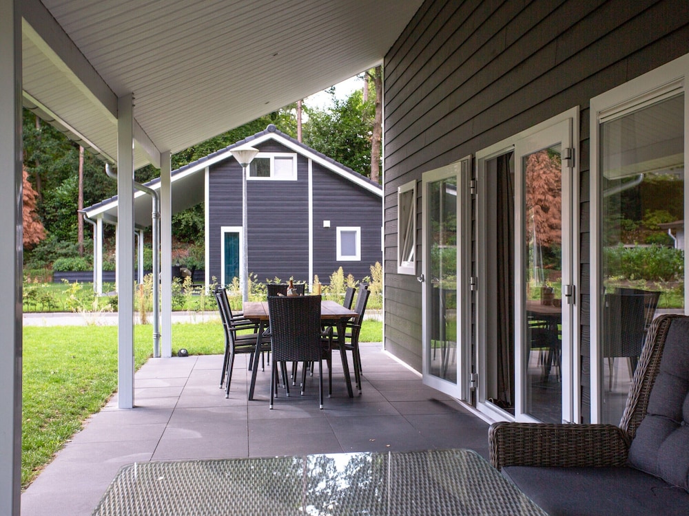 Beautiful House With Covered Terrace in Rhenen, photo 9
