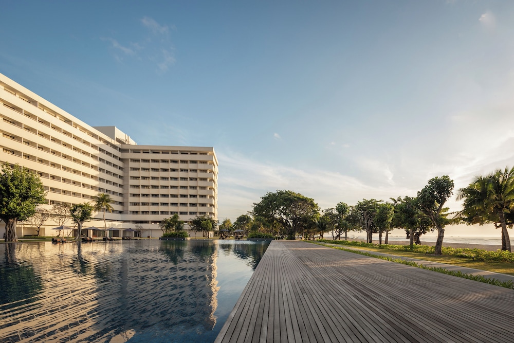 Hotel Bali Beach Hotel