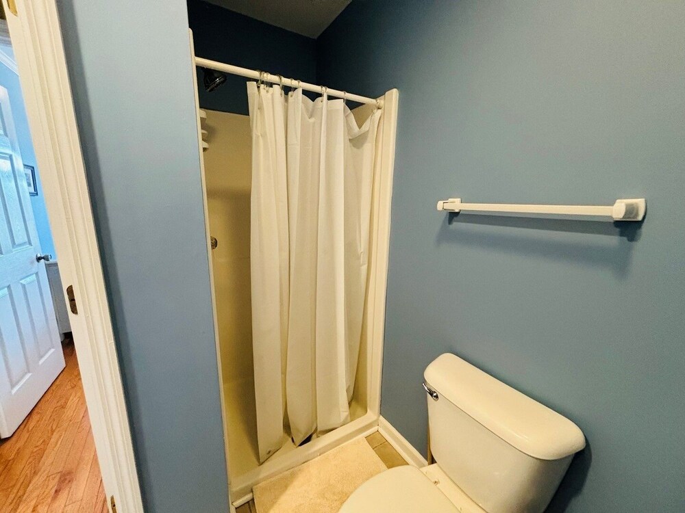 Sea Biscuit - 4 Br Home