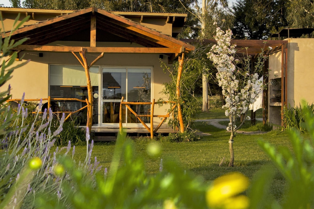 Ruca Haian. Cabañas Spa & Restó. Tandil