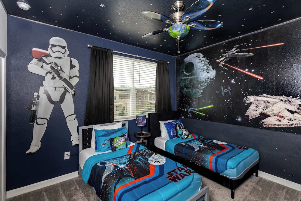 Storeybook Escape Sleeps 11!