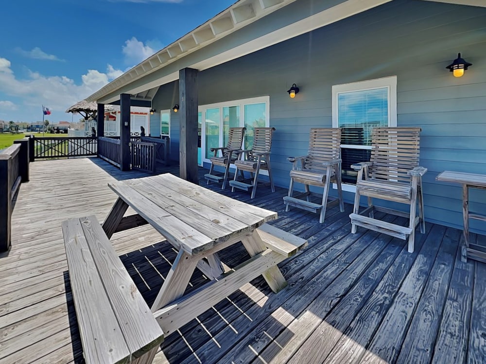 Family Tradition by Ryson Vacation Rentals