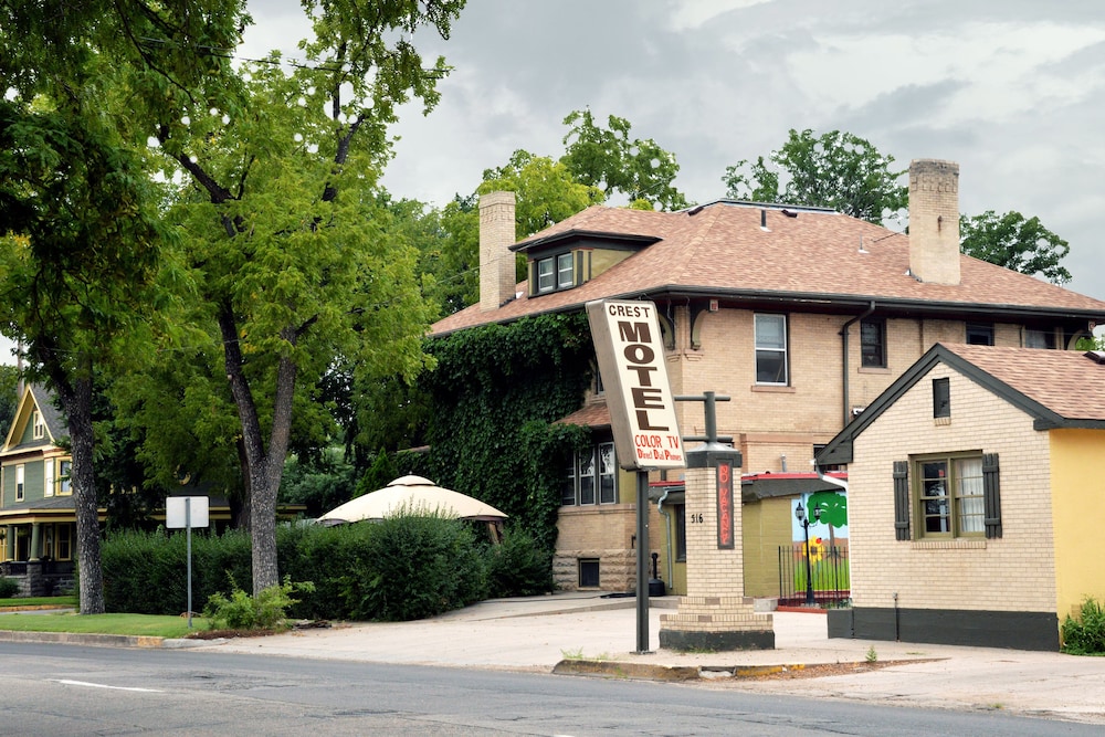 The Crest Motel in Colorful Colorado