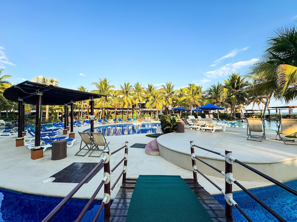Villas Le Suisse Monterrico