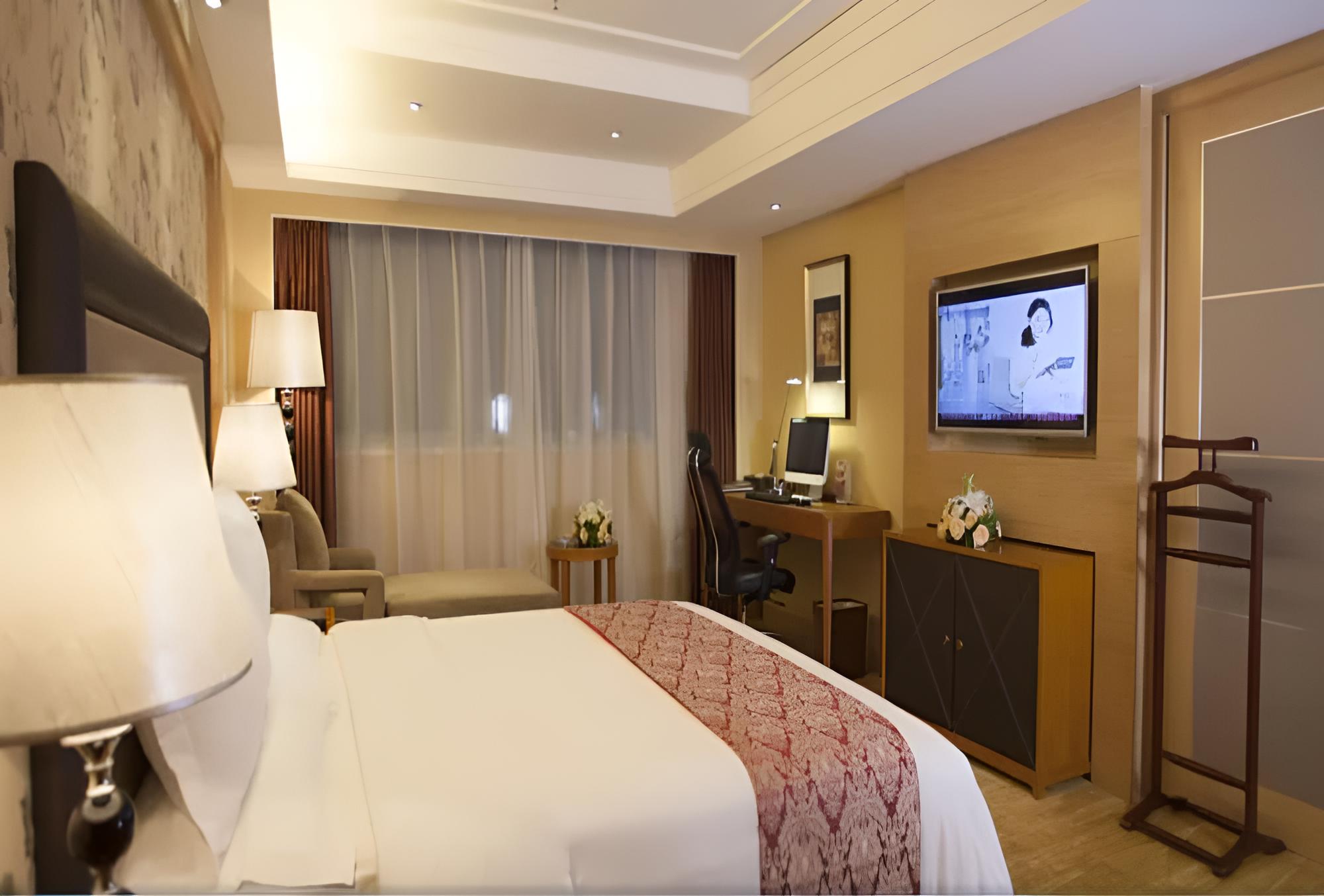 Wanhua International Hotel view 2