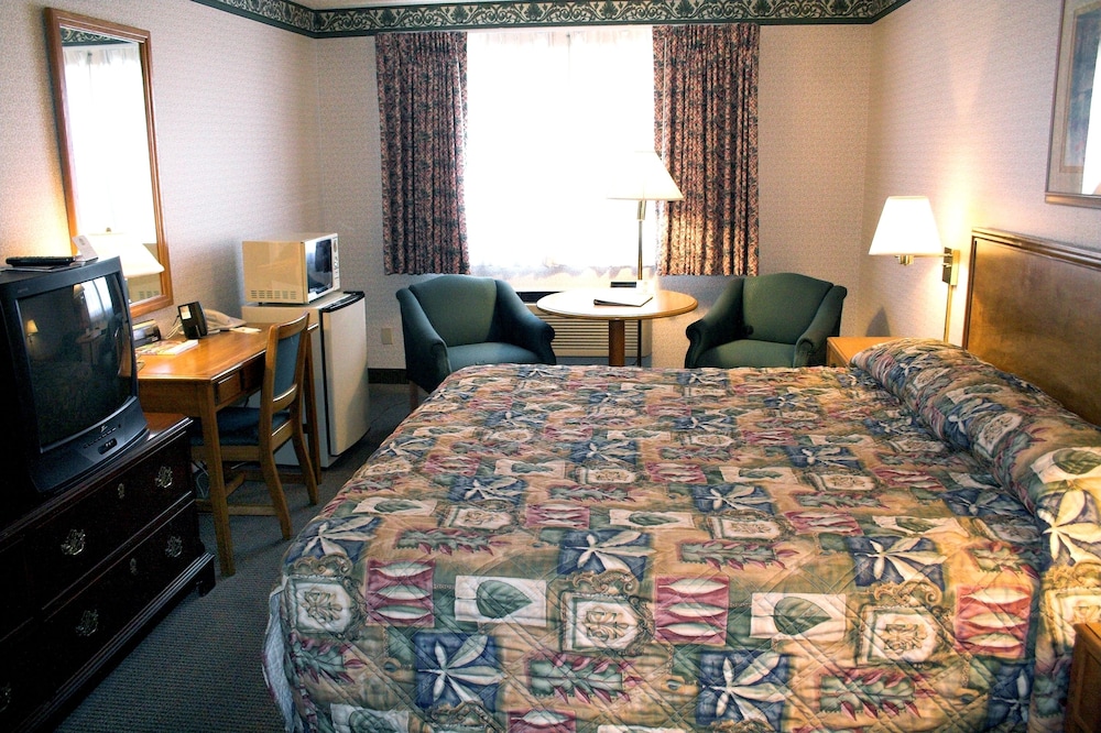 Holiday Motel view 5