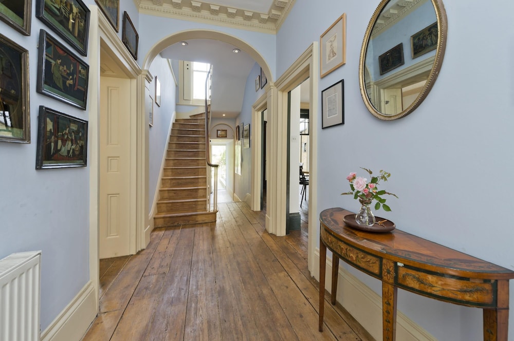 5 Bed Home Maida Vale