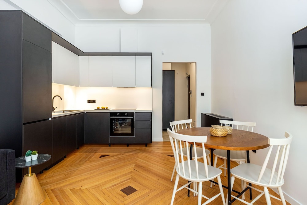 The MET by Zoia Living
