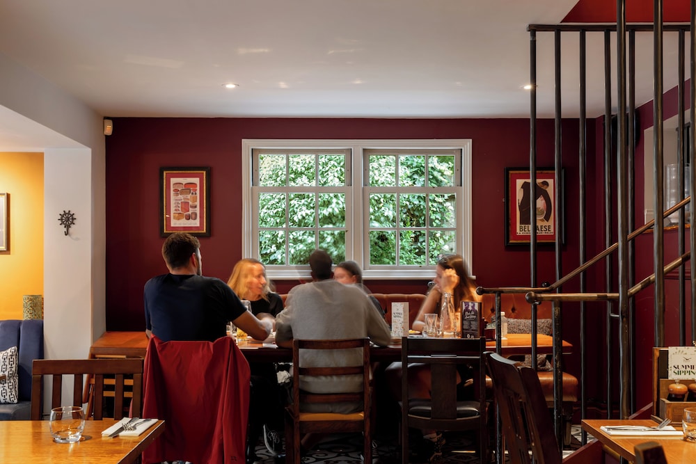 restaurant