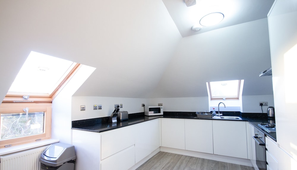 West Drayton Vacations - Holden Court - Property Image 14