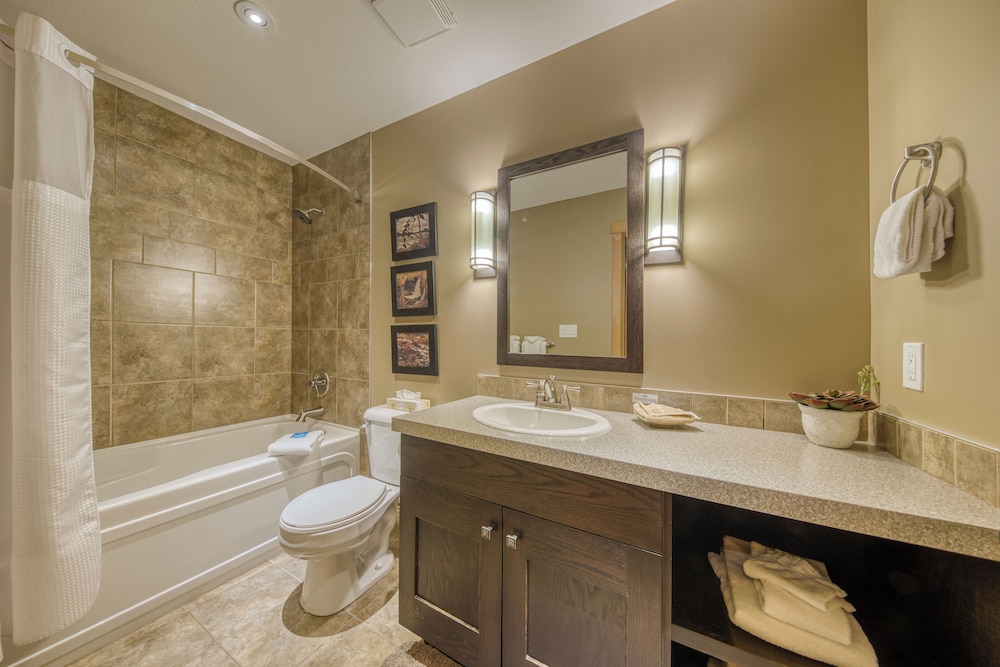 Fairmont Creek Property Rentals The Residences