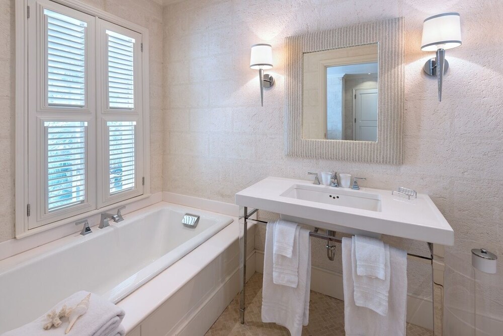 Latitude 4 Bedroom Villa