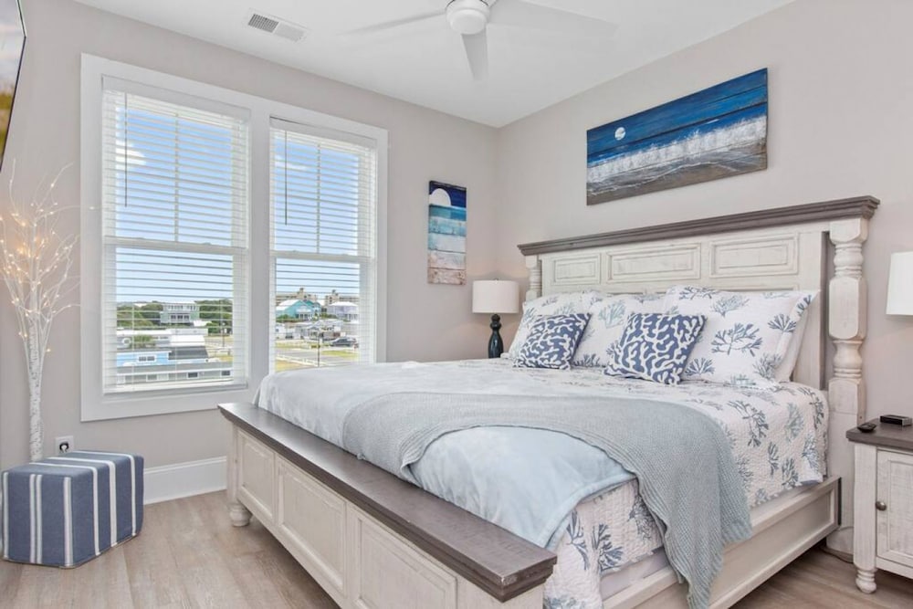 Isle of Dreams in Emerald Isle