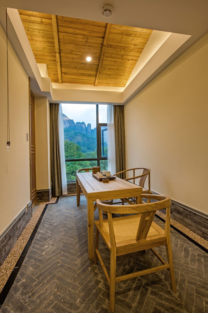 Wuyishan Old Street Hill Lodge view 2