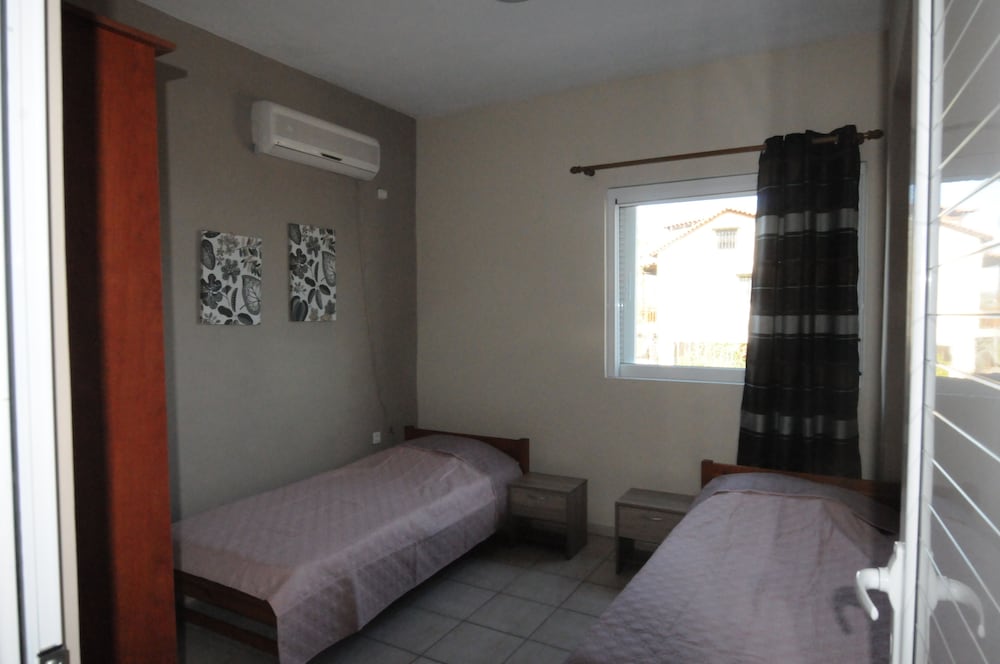 Santa Marina Apartments