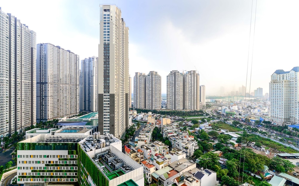 Vinhomes Riverside Luxury Condo