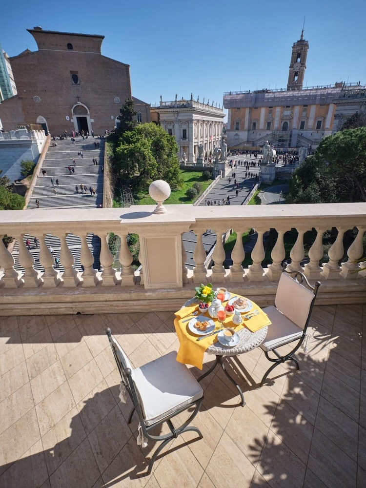 The Terraces The Capitoline Treasurerome Beyond