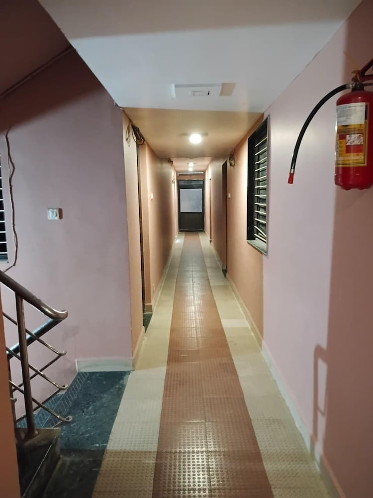 Hotel Keshav